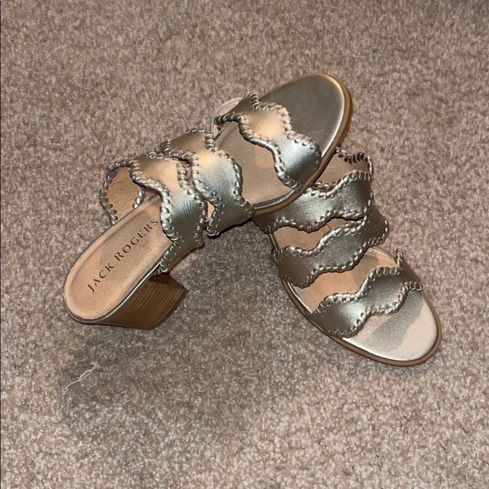Jack Rogers Logan Mid Heel. Worn once. Size 9.5